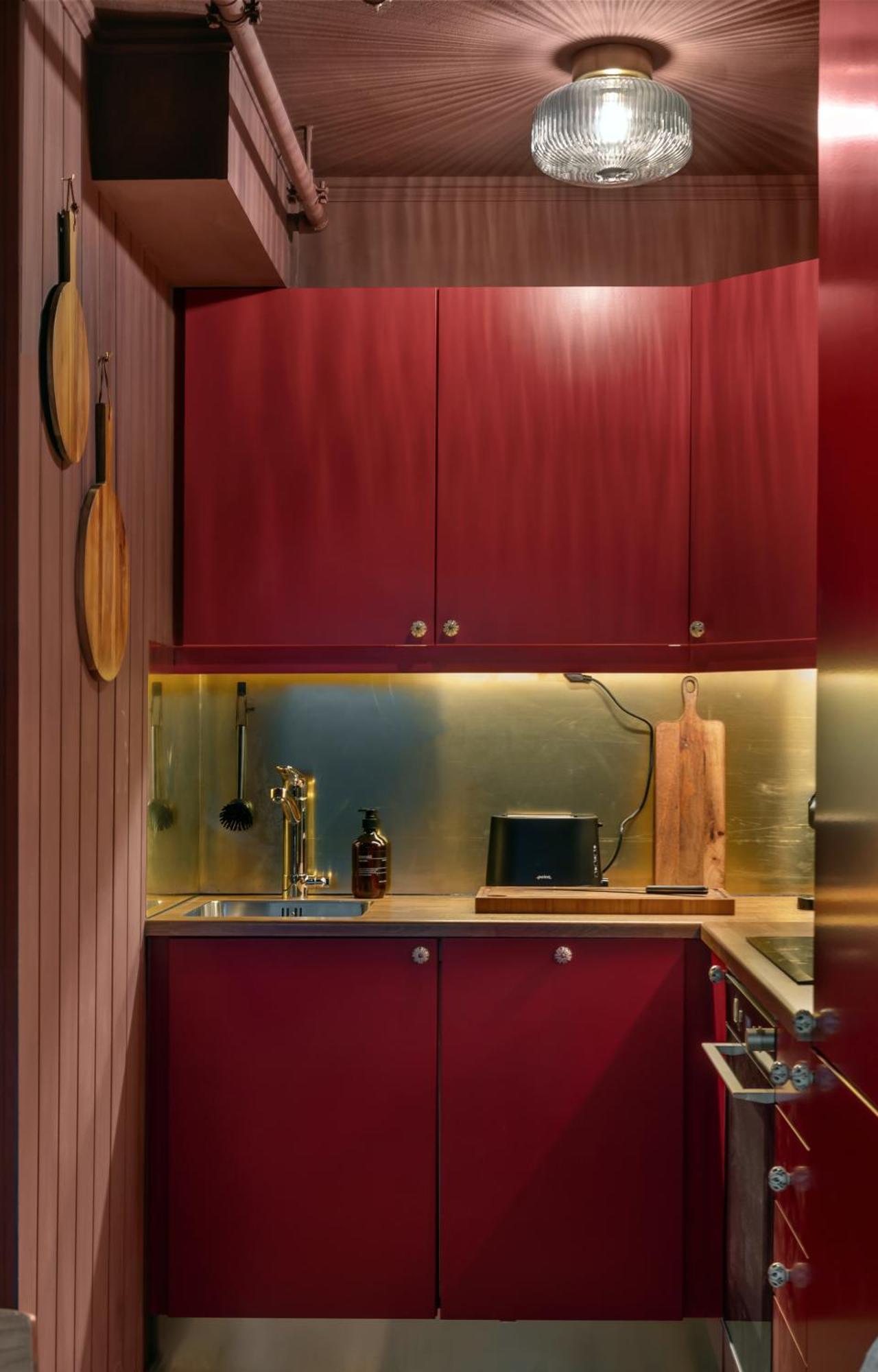Apartment Chic - Heart Of The